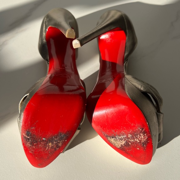 Beautiful Christian Louboutin Platform Heels - Picture 4 of 5